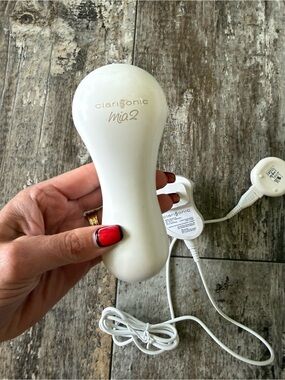 2 for $30 sale: Clarisonic MIA 2  facial cleansing brush with charger and case